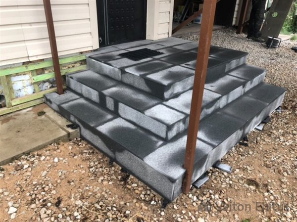 Гранитная плитка на крыльцо